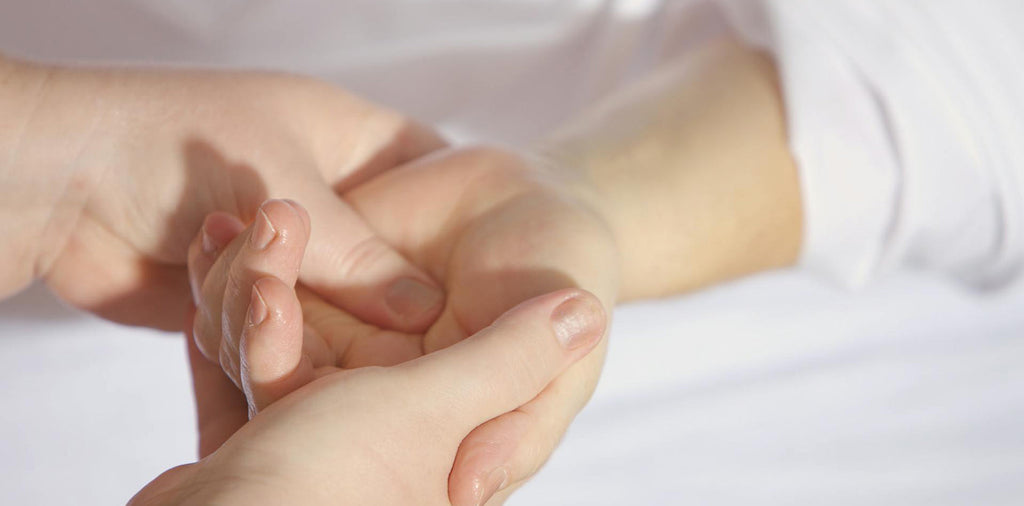 5 Acupressure Points for Glowing Skin