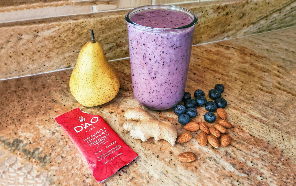 An Immunity Support Smoothie with Pear, Blueberries and Ginger