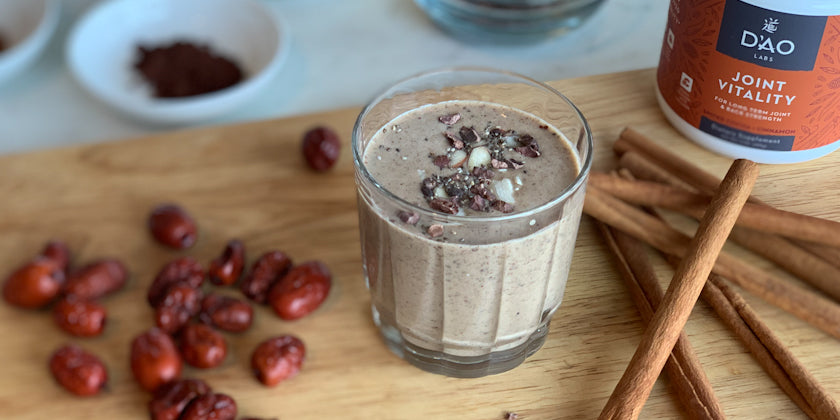 Upgrade Your Collagen with this Chinese Medicine Smoothie