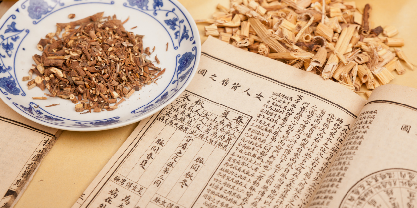 The History of Chinese Medicine During the Global Health Crisis